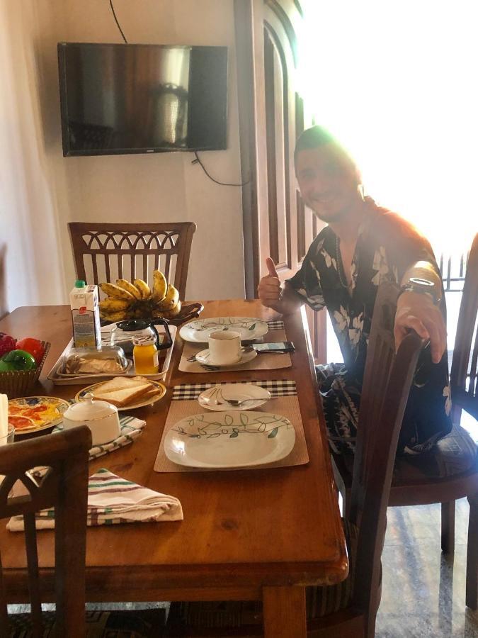 Fernando'S Inn Негомбо Екстериор снимка